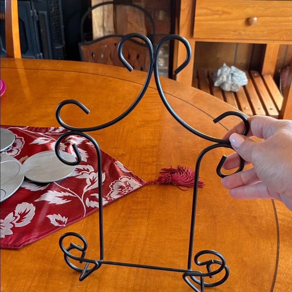 Artistic Black Scroll Display Shelf